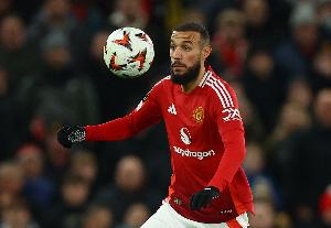 回来了，记者：马兹拉维出现在曼联今日对阵阿森纳的阵容中_高清直播