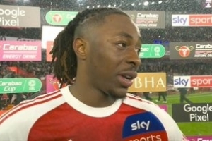 晋级决赛！埃泽：和枪手一起夺冠一起取得成就，对我来说就是一切_高清直播