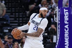 Stein：老鹰持续对交易得到独行侠中锋加福德展现出兴趣_高清直播