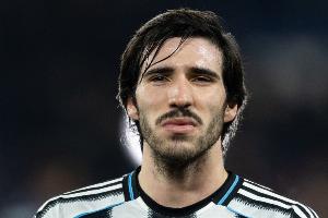 记者：尤文争夺托纳利处在领先位置，纽卡要价至少9000万欧_高清直播