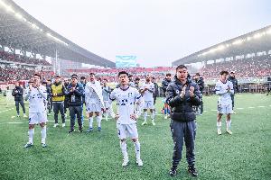 足球报：津门虎内外压力持续叠加，全队陷入前所未有的生存危机_高清直播